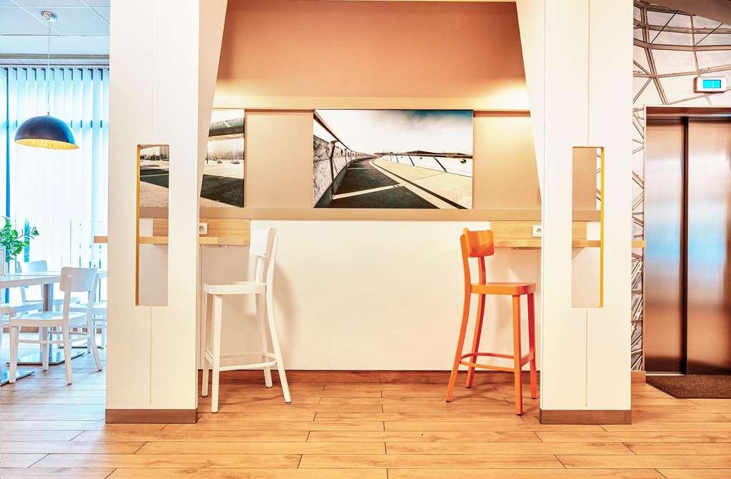 B&B Hotel Katowice Centrum Интерьер фото